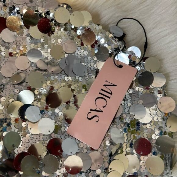 Micas silver sequins backless halter top Size Small New! - Picture 3 of 11